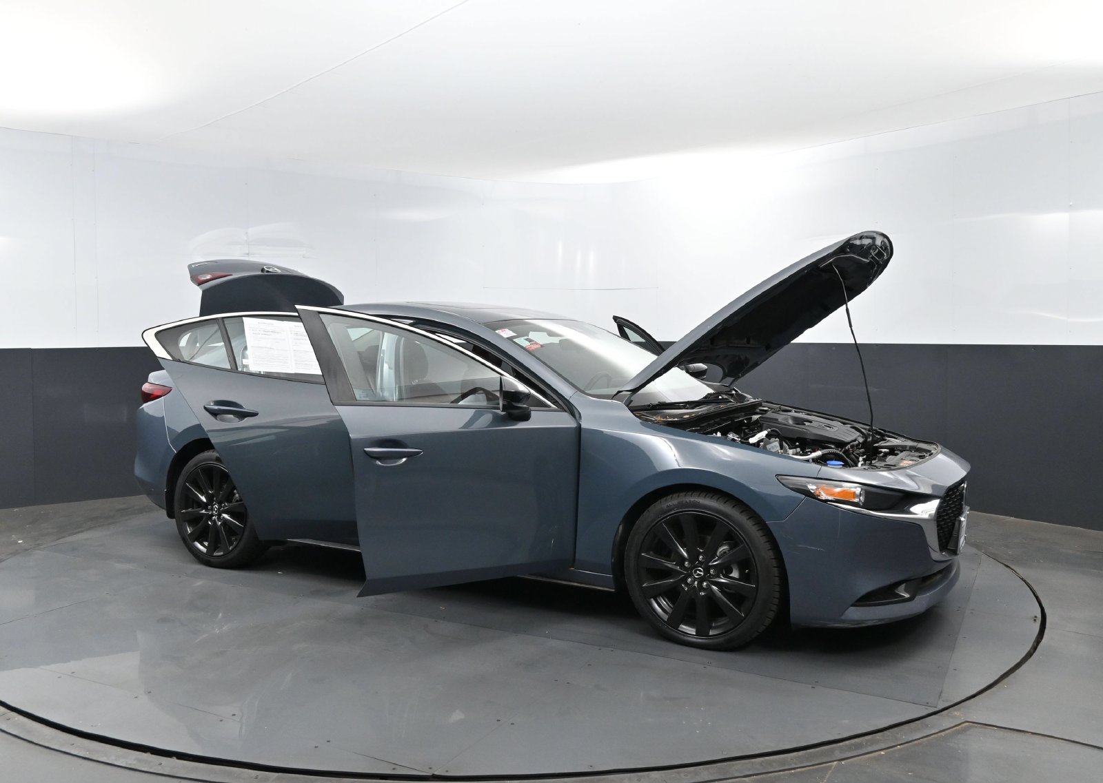 Used 2023 MAZDA MAZDA3 s FWD image 28
