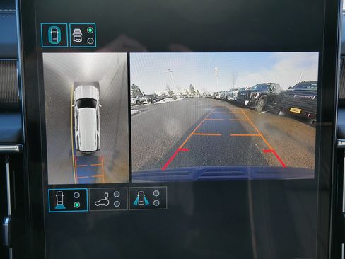 New 2026 GMC Yukon XL Elevation w/ LPO, Floor Liner Package image 10