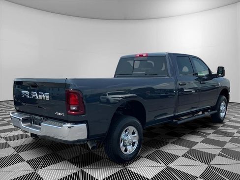 New 2025 RAM 2500 Tradesman AWD/4WD image 5