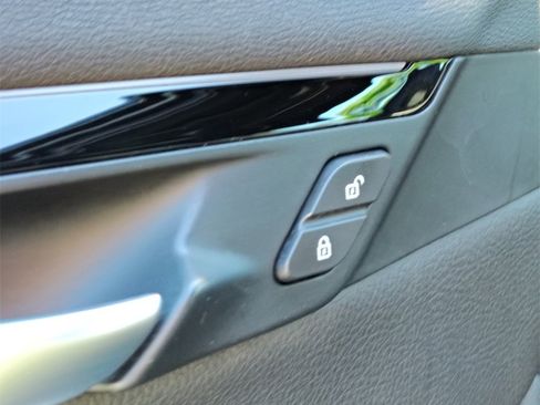 Used 2018 BMW X1 xDrive28i w/ Convenience Package image 19