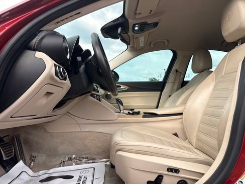 Used 2017 Alfa Romeo Giulia Ti w/ Lusso Light Wood Package RWD image 14