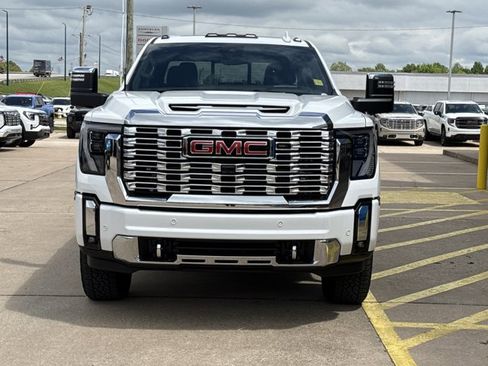 New 2026 GMC Sierra 2500 Denali w/ Denali Reserve Package AWD/4WD image 13