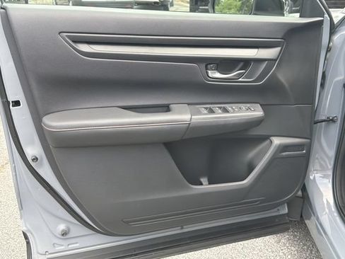Used 2024 Honda CR-V Sport image 12
