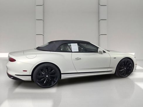 Used 2025 Bentley Continental GTC AWD/4WD image 6