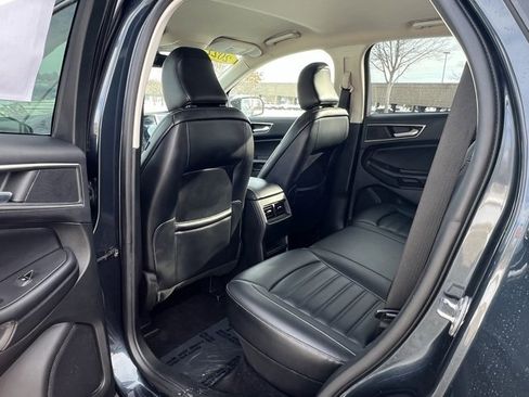 Used 2022 Ford Edge SEL image 28