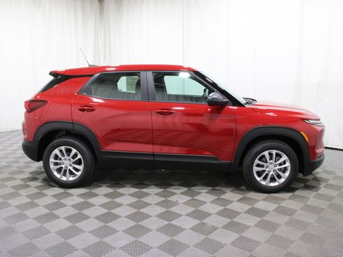 New 2026 Chevrolet TrailBlazer LS w/ LS Confidence Package FWD image 32