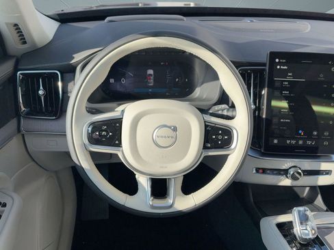 New 2026 Volvo XC90 B6 Ultra image 17
