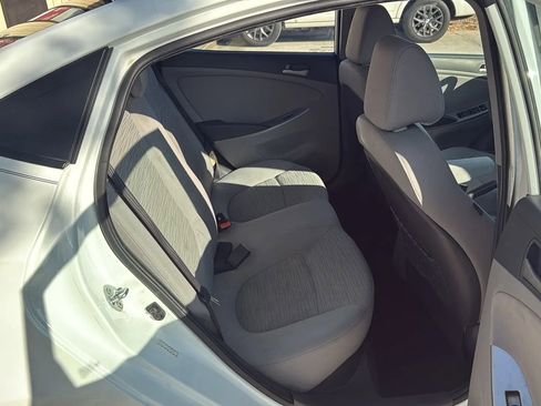 Used 2015 Hyundai Accent GLS image 19