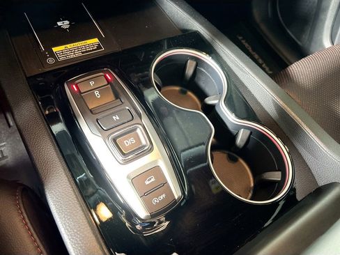 Used 2025 Honda Passport Black Edition image 18