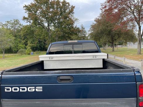 Used 2001 Dodge Ram 2500 Truck 2WD Quad Cab image 13