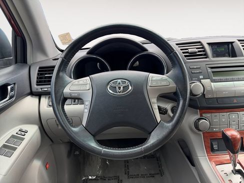 Used 2010 Toyota Highlander Limited AWD/4WD image 14