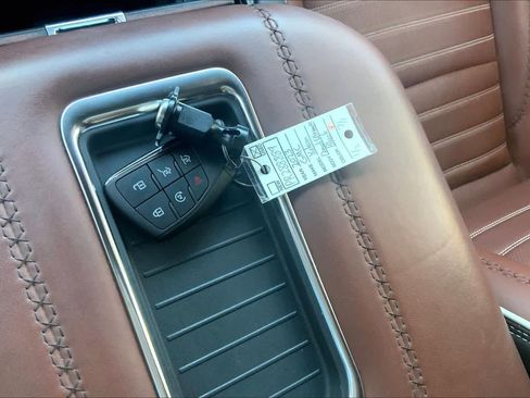 Used 2023 GMC Yukon Denali Ultimate w/ LPO, Floor Liner Package AWD/4WD image 15