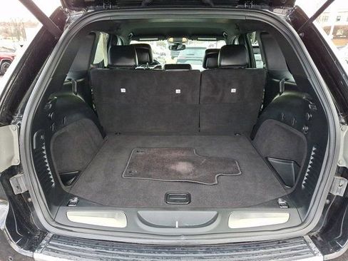 Used 2018 Jeep Grand Cherokee Limited image 34