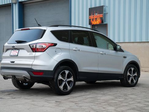 Used 2018 Ford Escape SEL w/ Ford Safe & Smart Package image 13