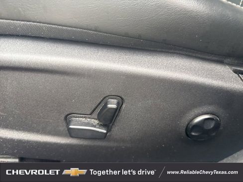 Used 2017 Chrysler 300 S image 22