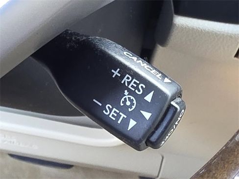 Used 2014 Lexus ES 350 image 24