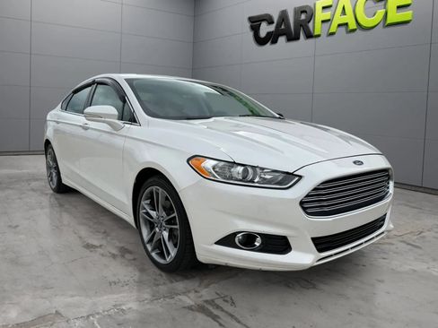 Used 2016 Ford Fusion Titanium FWD image 4