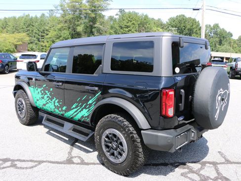 Used 2024 Ford Bronco Big Bend AWD/4WD image 3