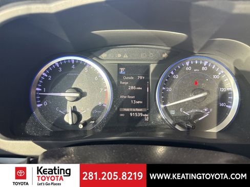Used 2019 Toyota Highlander XLE image 14