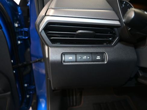 Certified 2025 Nissan Altima 2.5 SR FWD image 14