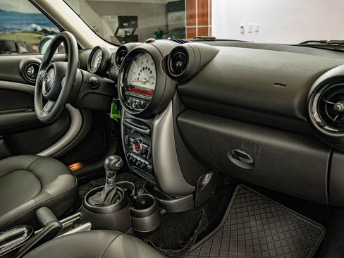 Used 2014 MINI Cooper Countryman FWD image 34