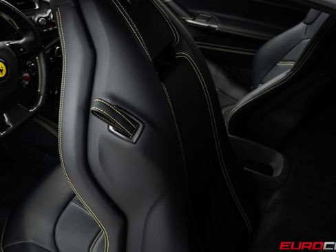 Used 2018 Ferrari 488 GTB RWD image 41