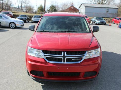 Used 2016 Dodge Journey SE w/ Flexible Seating Group image 2