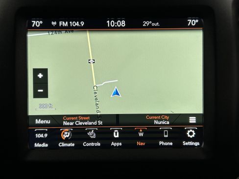 Used 2019 Jeep Cherokee Trailhawk w/ Comfort/Convenience Group image 8