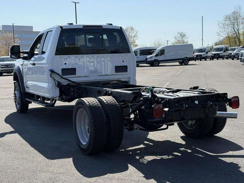 New 2026 Ford F550 4x4 Supercab Super Duty image 4