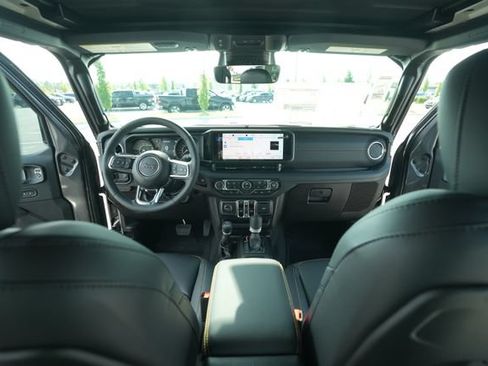 New 2026 Jeep Wrangler Unlimited Sahara AWD/4WD image 22