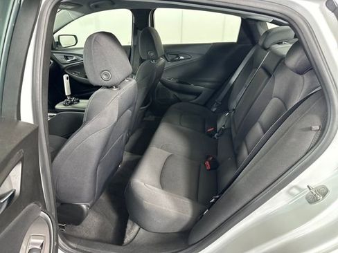 Used 2024 Chevrolet Malibu LT image 25