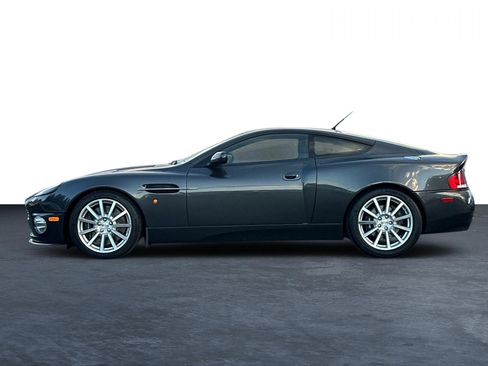 Used 2006 Aston Martin Vanquish S image 25