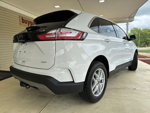Used 2024 Ford Edge SEL w/ Convenience Package AWD/4WD image 8