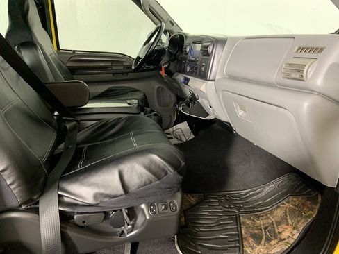 Used 2005 Ford F250 Lariat image 15