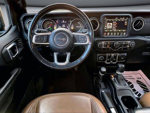 Used 2023 Jeep Wrangler Unlimited Sahara w/ Cold Weather Group image 8