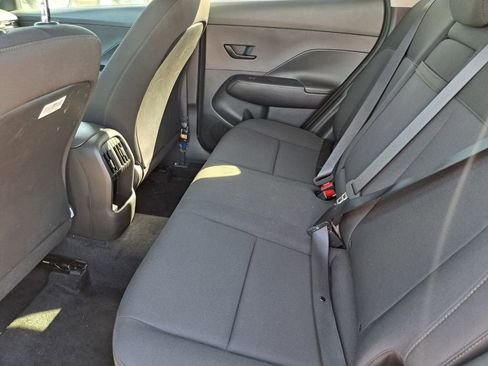 Used 2025 Hyundai Kona SEL image 20