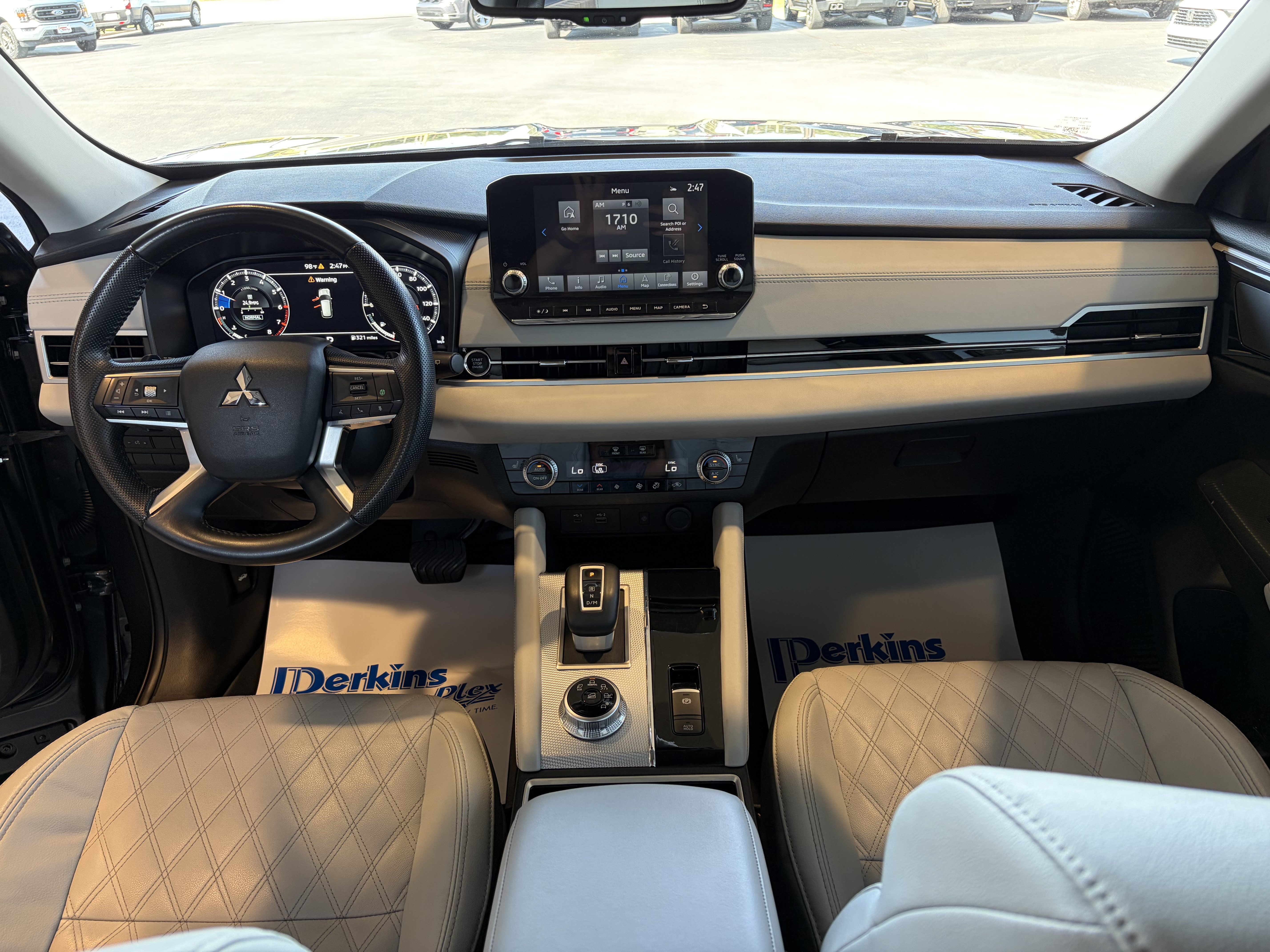 Used 2024 Mitsubishi Outlander SEL FWD image 26