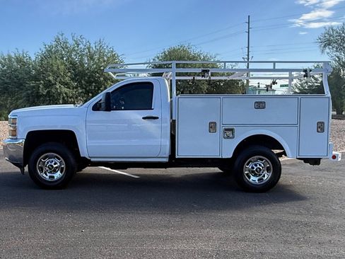 Used 2016 Chevrolet Silverado 2500 W/T RWD image 2