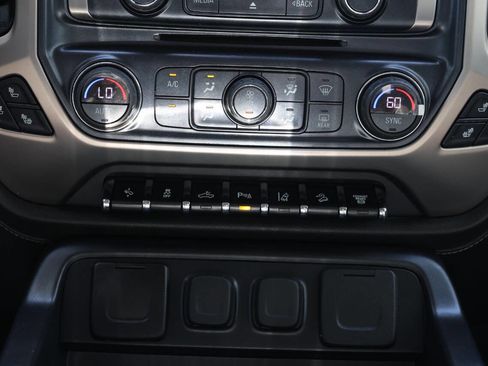 Used 2019 GMC Sierra 2500 Denali w/ Duramax Plus Package image 21