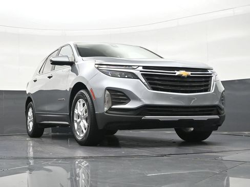 Used 2023 Chevrolet Equinox LT FWD image 30