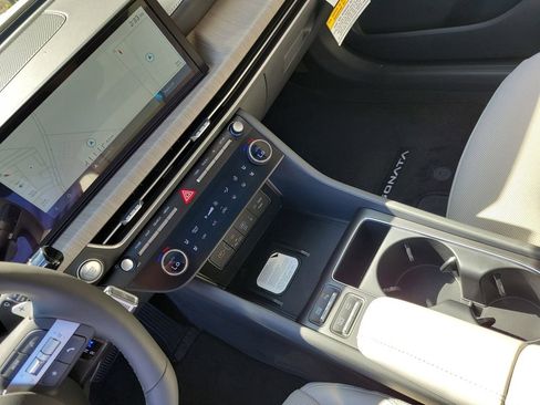 New 2026 Hyundai Sonata Limited FWD image 30
