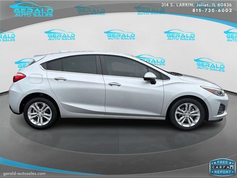 Used 2019 Chevrolet Cruze LT image 5
