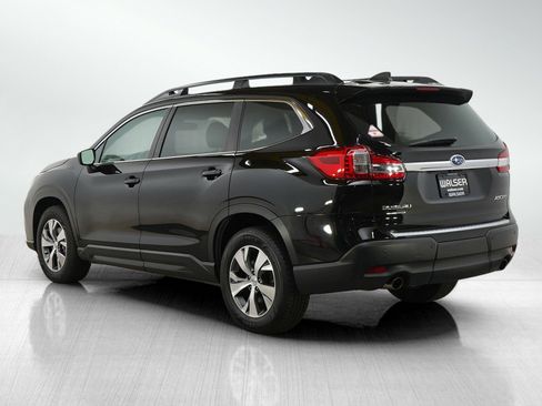 Used 2020 Subaru Ascent Premium w/ Convenience Package image 3