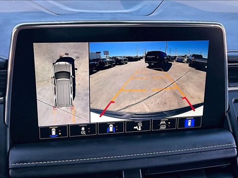 Used 2021 GMC Yukon SLT w/ SLT Premium Package image 27