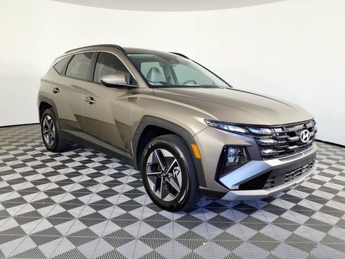 Certified 2026 Hyundai Tucson SEL AWD/4WD image 3