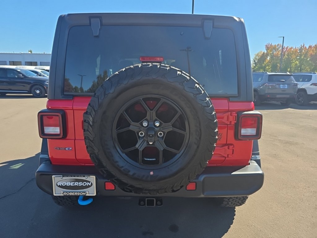Used 2024 Jeep Wrangler Unlimited AWD/4WD image 4