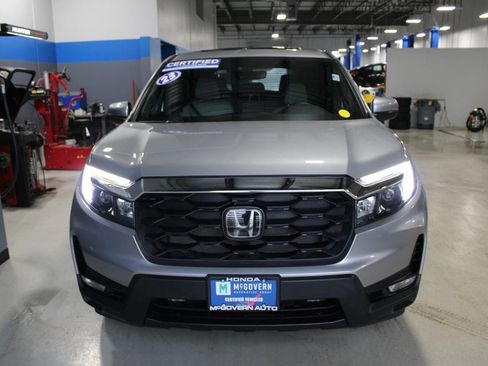 Used 2023 Honda Passport EX-L image 3