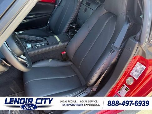 Used 2024 MAZDA MX-5 Miata Grand Touring RWD image 13