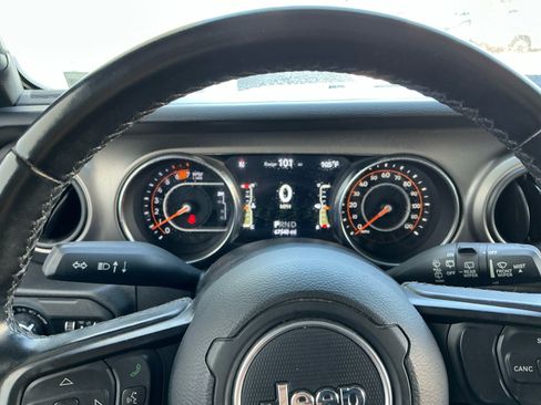 Used 2021 Jeep Wrangler Unlimited Sport AWD/4WD image 10