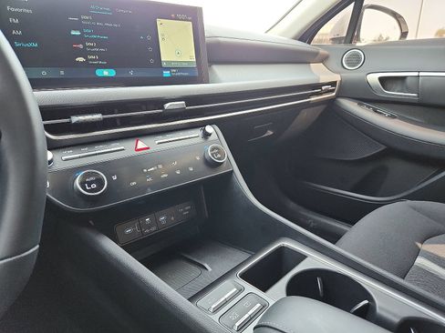 Used 2025 Hyundai Sonata SEL FWD image 20